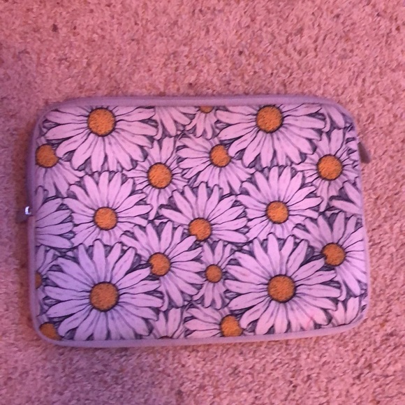 computer case - Picture 2 of 3